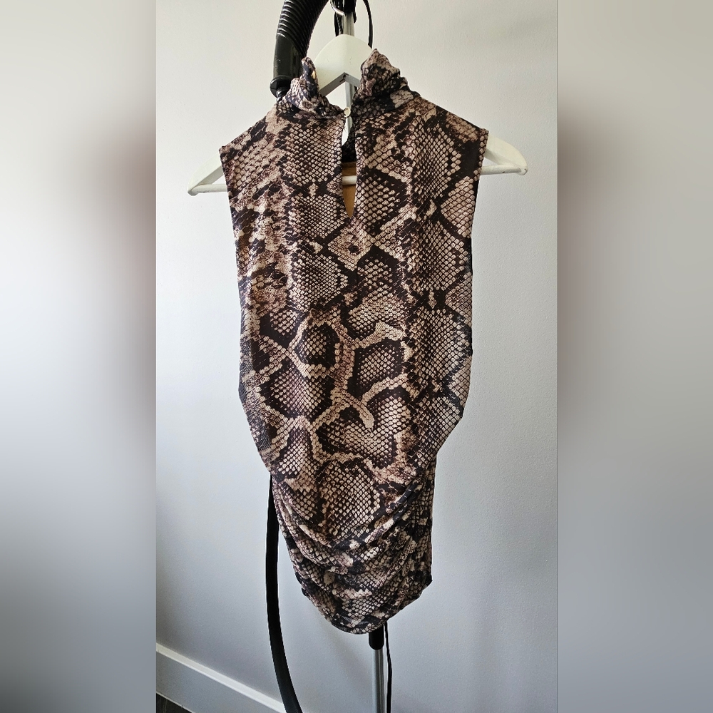 Cable & Gauge Brown Tan Snake Print Blouse
